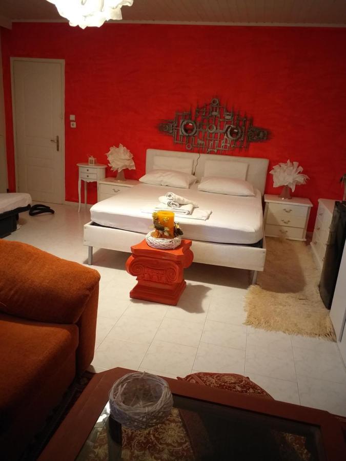 Roulas Cozy Apartments Artemida  Zewnętrze zdjęcie