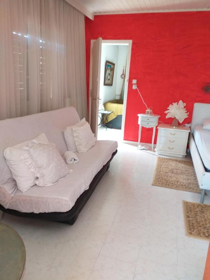 Roulas Cozy Apartments Artemida  Zewnętrze zdjęcie